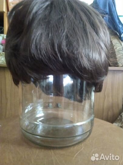 Парик с короткой стрижкой