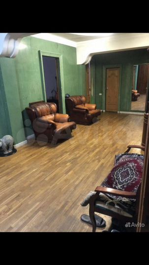 3-к. квартира, 96 м², 2/5 эт.