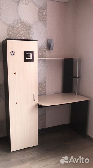 Письменный стол для школьника