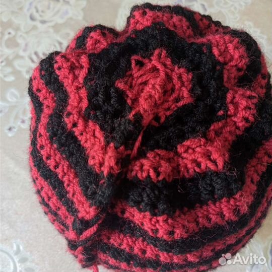 Шапка шерстяная вязаная