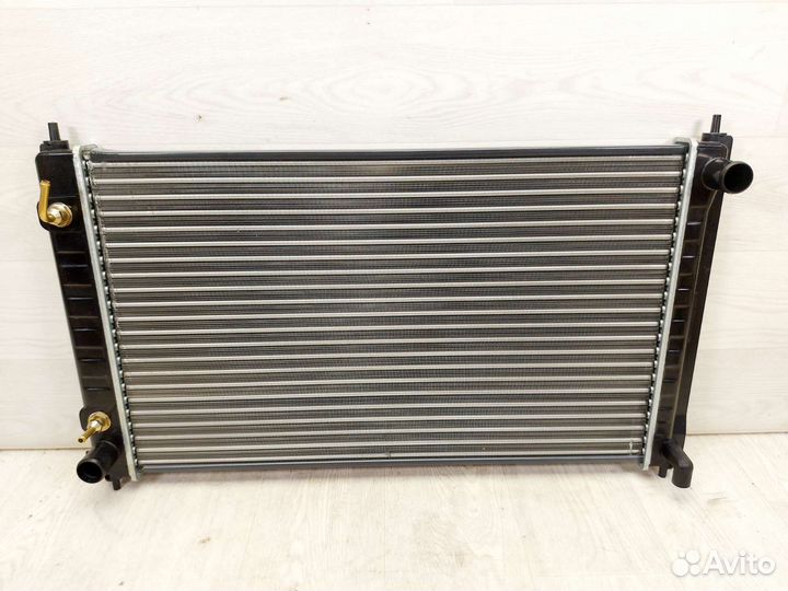 Радиатор охлаждения Nissan Teana J32/J33