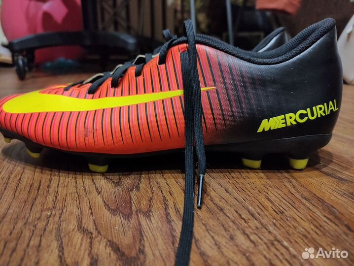 Футбольные бутсы nike mercurial