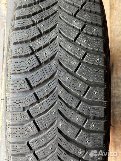 Michelin X-Ice North 4 215/60 R17 100T