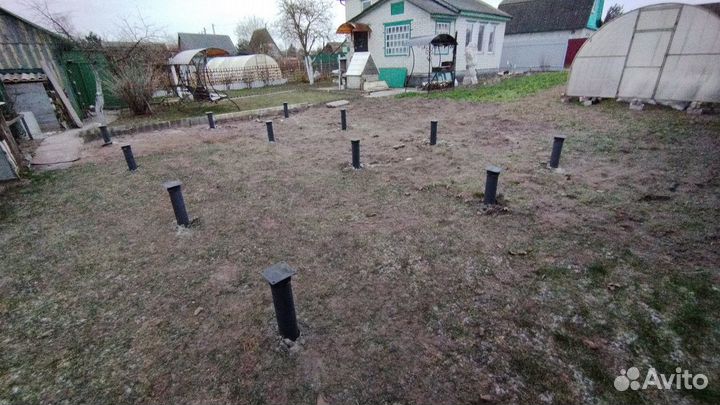 Фундамент для дома из пеноблока / Винтовые сваи