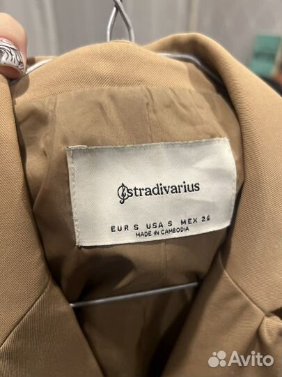 Пиджак женский Stradivarius