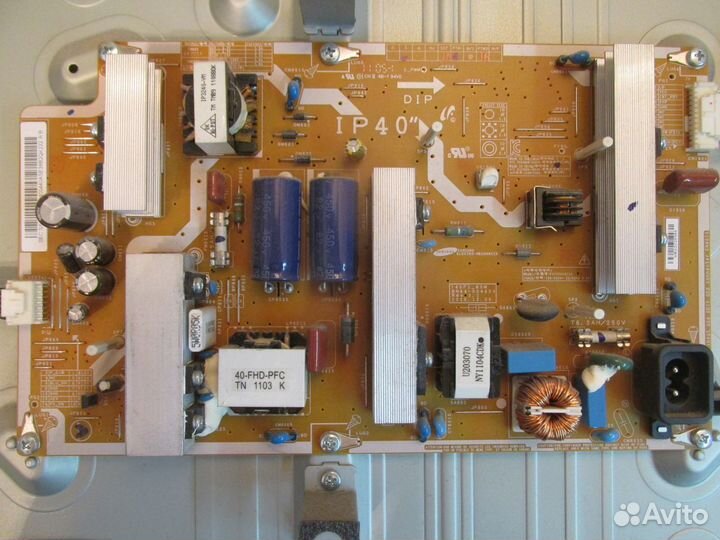 Samsung LE40D550K1W разбита матрица на запчасти