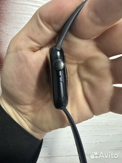 Apple watch 8