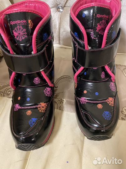 Дутики reebok 37