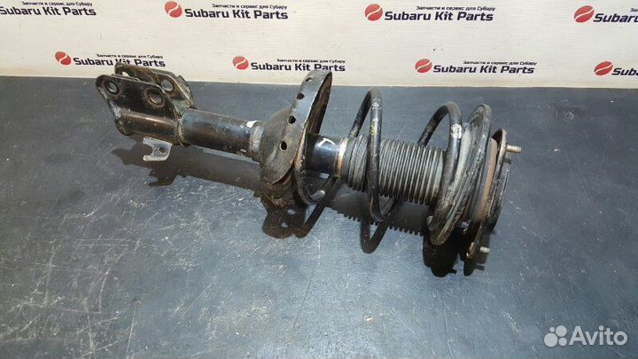 Стойка подвески передняя правая Subaru Legacy BL