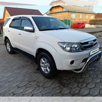 Toyota Fortuner 2.7 AT, 2007, 305 000 км, с пробегом, цена 1 750 000 руб.