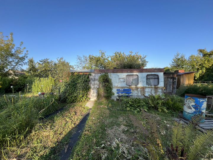 Дача 20 м² на участке 4 сот.