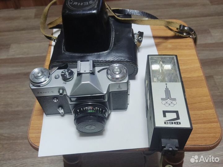 Плёночный фотоаппарат Зенит Е. Олимпиада