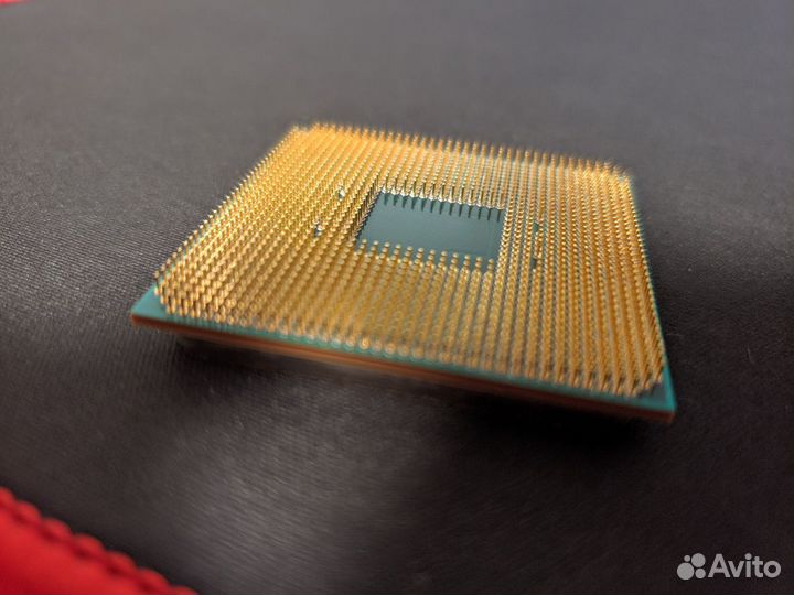 Процессор AMD Ryzen 5 2400G + кулер для AM4