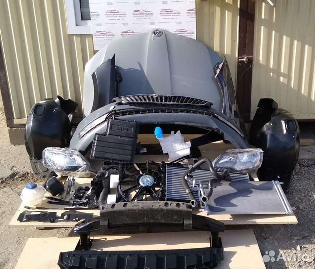 Бампер передняя часть skoda rapid 2012-20