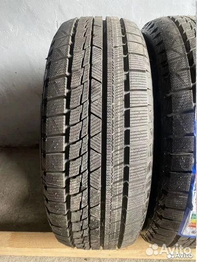 Firemax FM805+ 215/55 R17