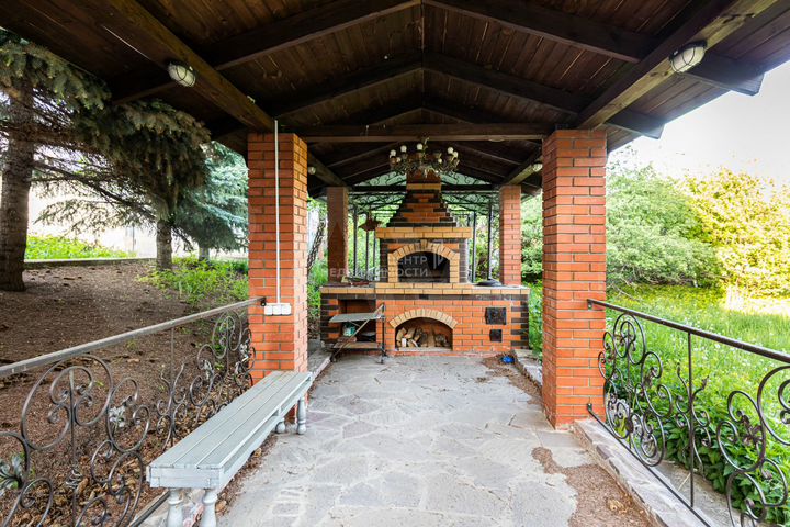 Коттедж 150 м² на участке 15 сот.