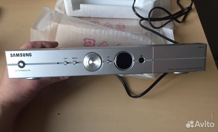 Спутниковый ресивер цифровой Samsung DSB-S300V