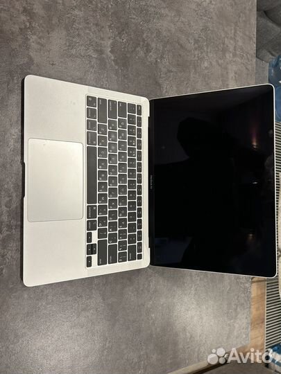 Macbook air m1