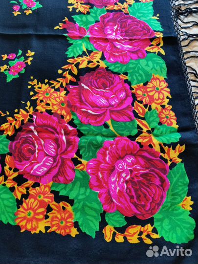 Павловопосадский шерстяной платок. новый