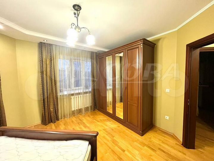 2-к. квартира, 76 м², 5/7 эт.