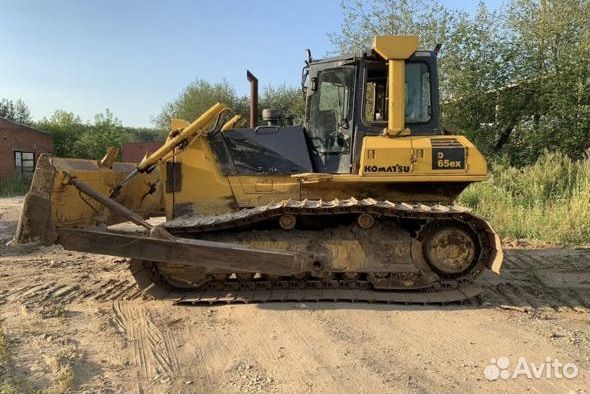 Komatsu D65EX-16, 2005