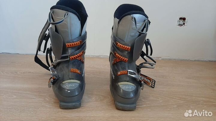 Горнолыжные ботинки Rossignol X8 27,5см жёсткие