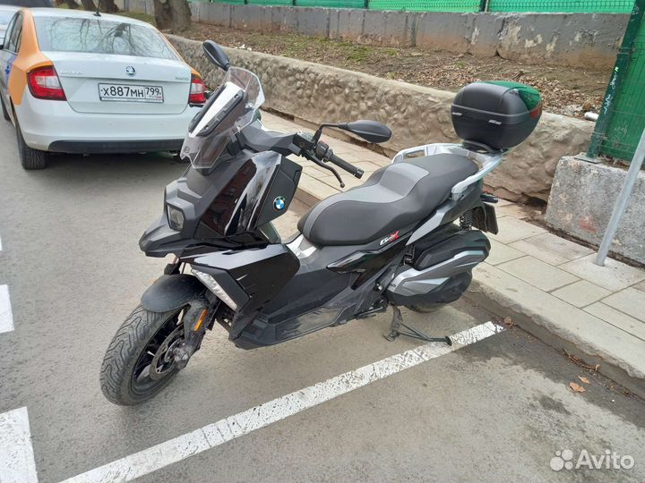 Скутер BMW C400X