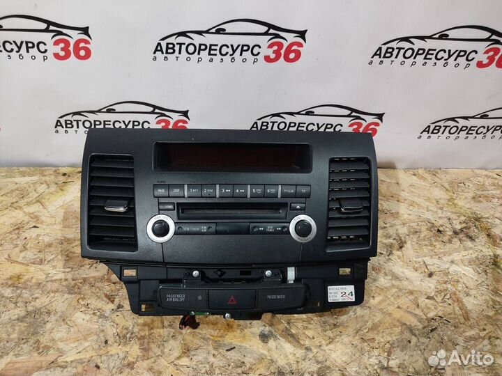 Штатная магнитола Митсубиси Лансер 10