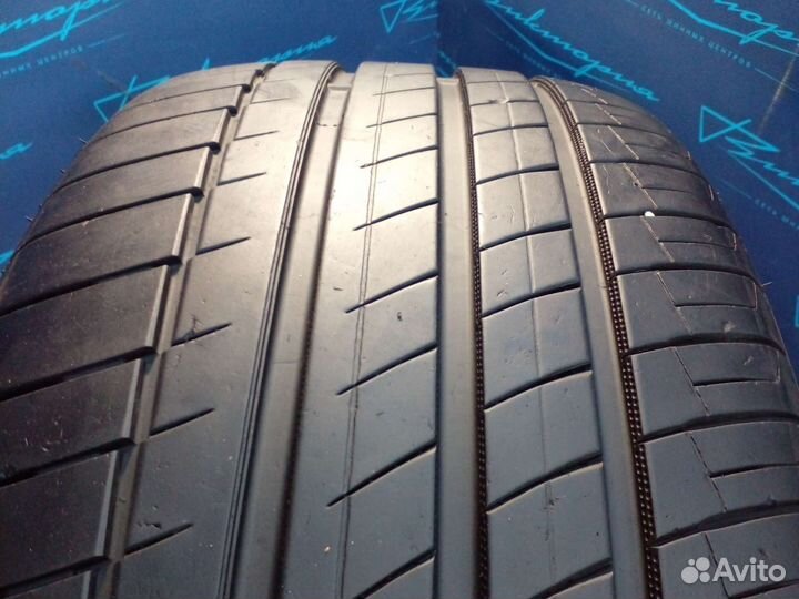 Kapsen RS26 Practical Max HP 275/45 R21 110W