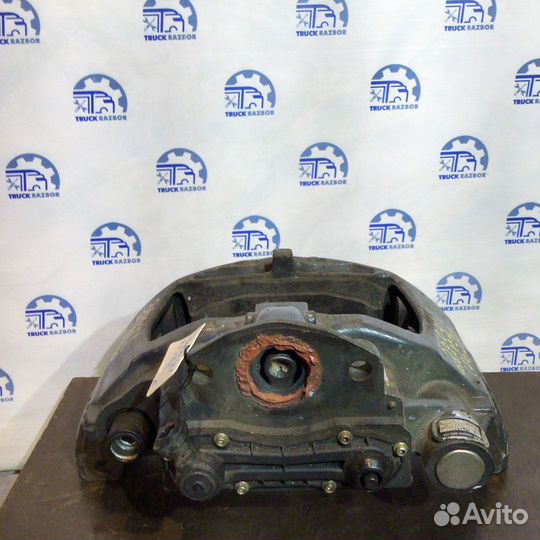 Суппорт передний, L DAF XF106