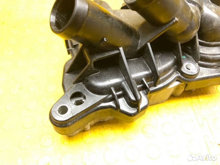 Помпа водяная Skoda Octavia cwva 2017