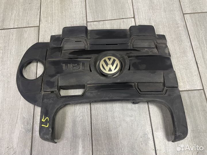 Крышка двигателя Volkswagen Фольксваген