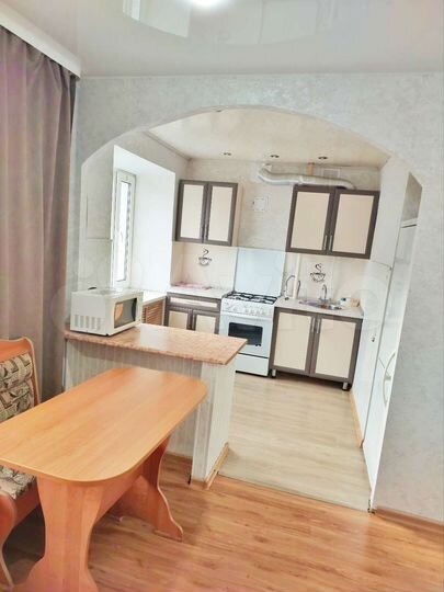 2-к. квартира, 49 м², 3/5 эт.