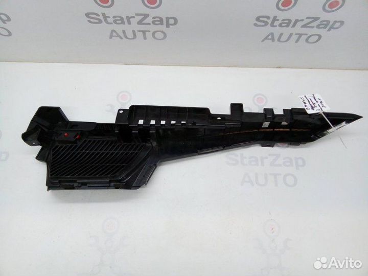 Кронштейн полки багажника Bmw X5 E70 2009