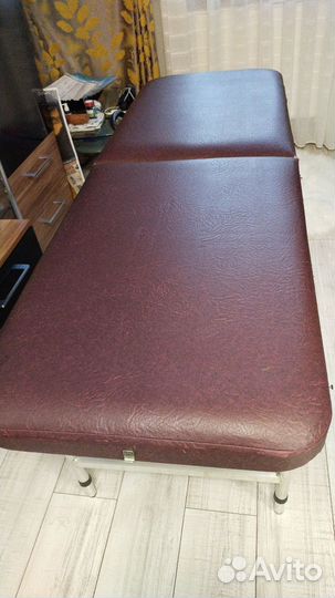 Кушетка складная для тату мастеров