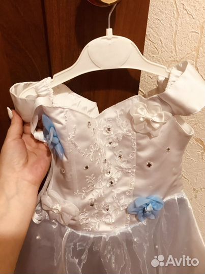 Нарядное платье для девочки