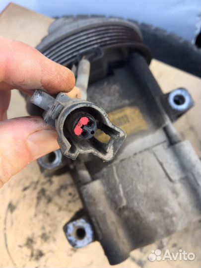 Компрессор кондиционера на Форд Фокус-1