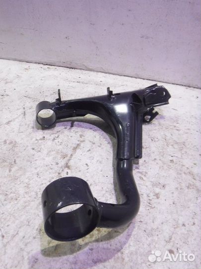 Рычаг задний верхний левый