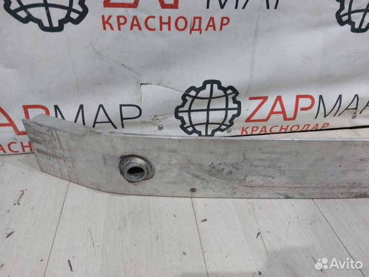 Усилитель бампера передний Mercedes A-Classe W177