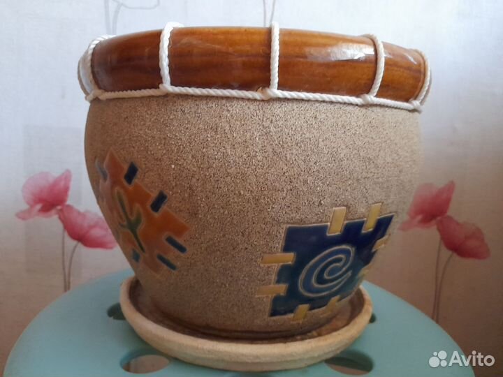 Цветочный горшок