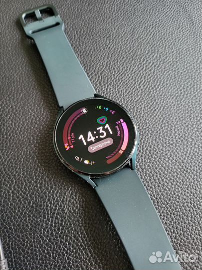 Смарт-часы Samsung Galaxy Watch 4 44мм зеленый