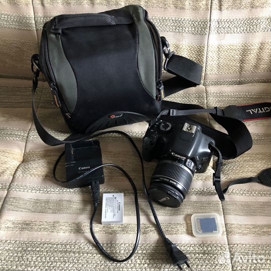 Продаю фотоаппарат Canon EOS 550D