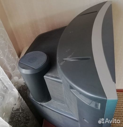 Продам Б/у телевизор Оникс