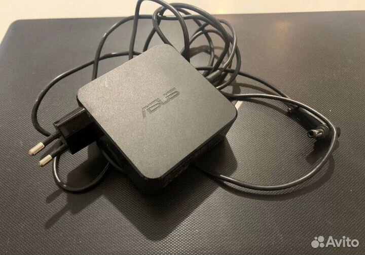 Ноутбук Asus x553m