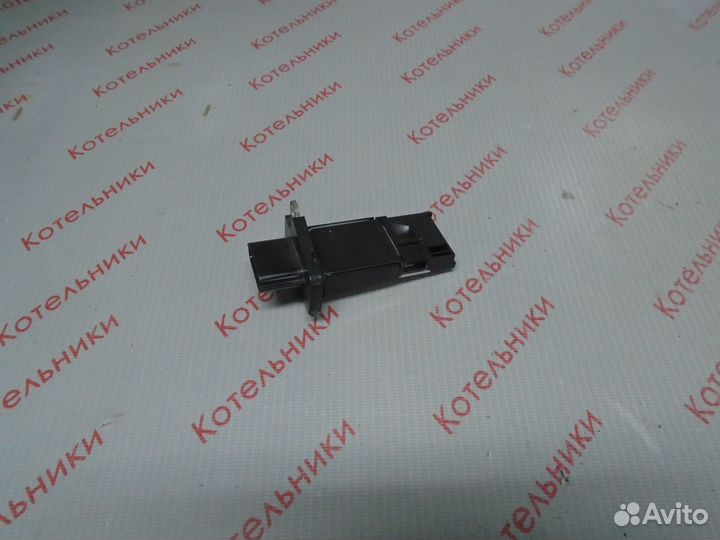 Nissan 22680-7S000 Датчик расхода воздуха