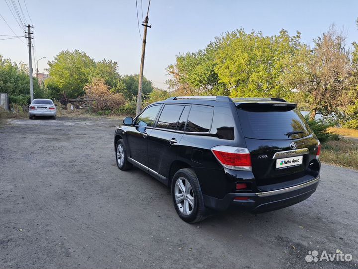 Toyota Highlander 3.5 AT, 2011, 130 000 км