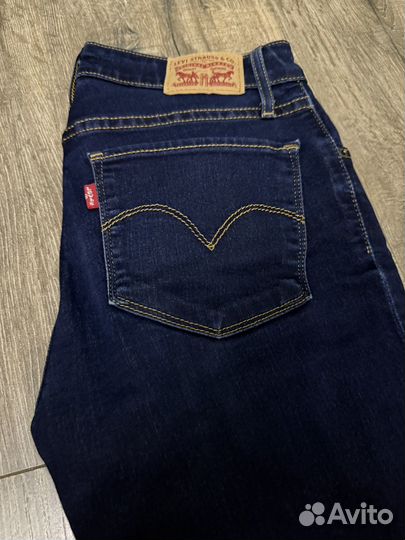 Джинсы женские levis 725