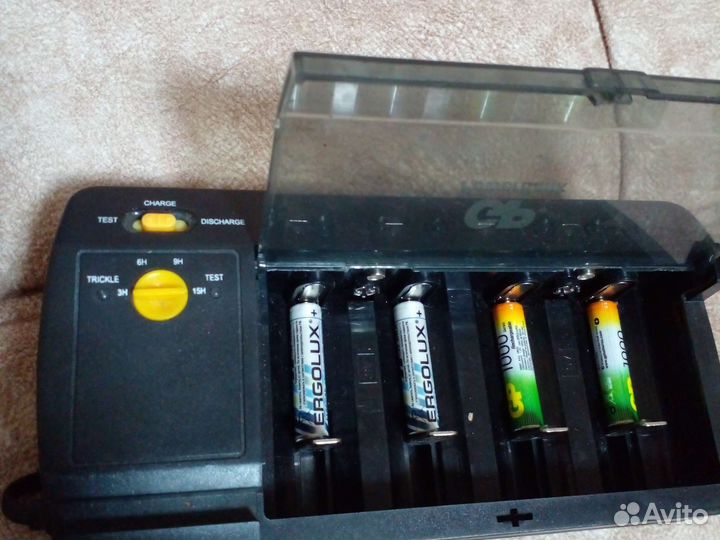 Зарядное устройство для аккумуляторных батареек