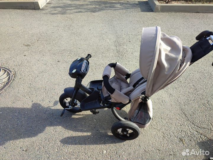 Детский трехколесный велосипед коляска