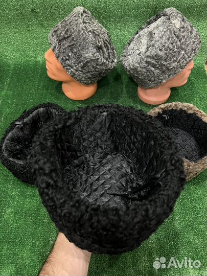 Каракулевая шапка